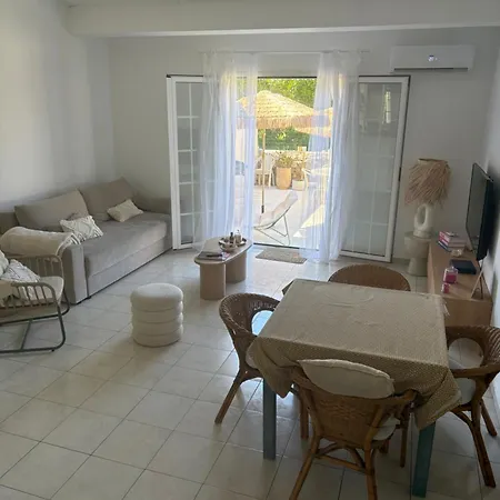 Casetta I Palazzi Holiday home *